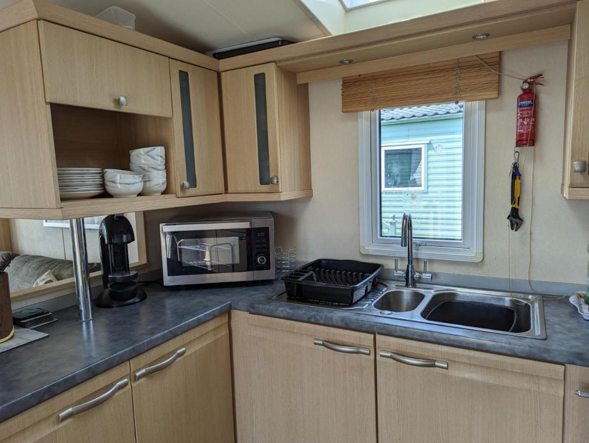 6 Berth Holiday Home On Ocean Edge Near Morecambe Heysham Eksteriør bilde