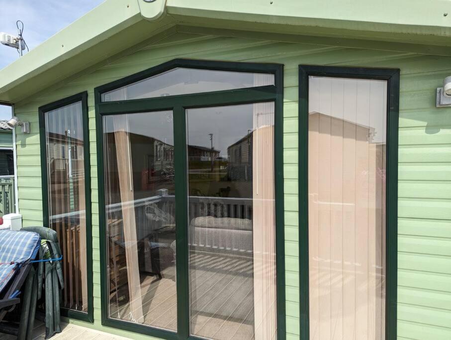 6 Berth Holiday Home On Ocean Edge Near Morecambe Heysham Eksteriør bilde